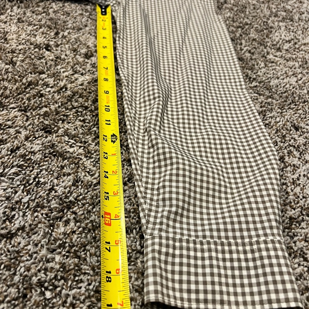 Men’s Mountain Khakis Brown/Tan Checkered Button-Down Long Sleeve Shirt - Picture 10 of 13